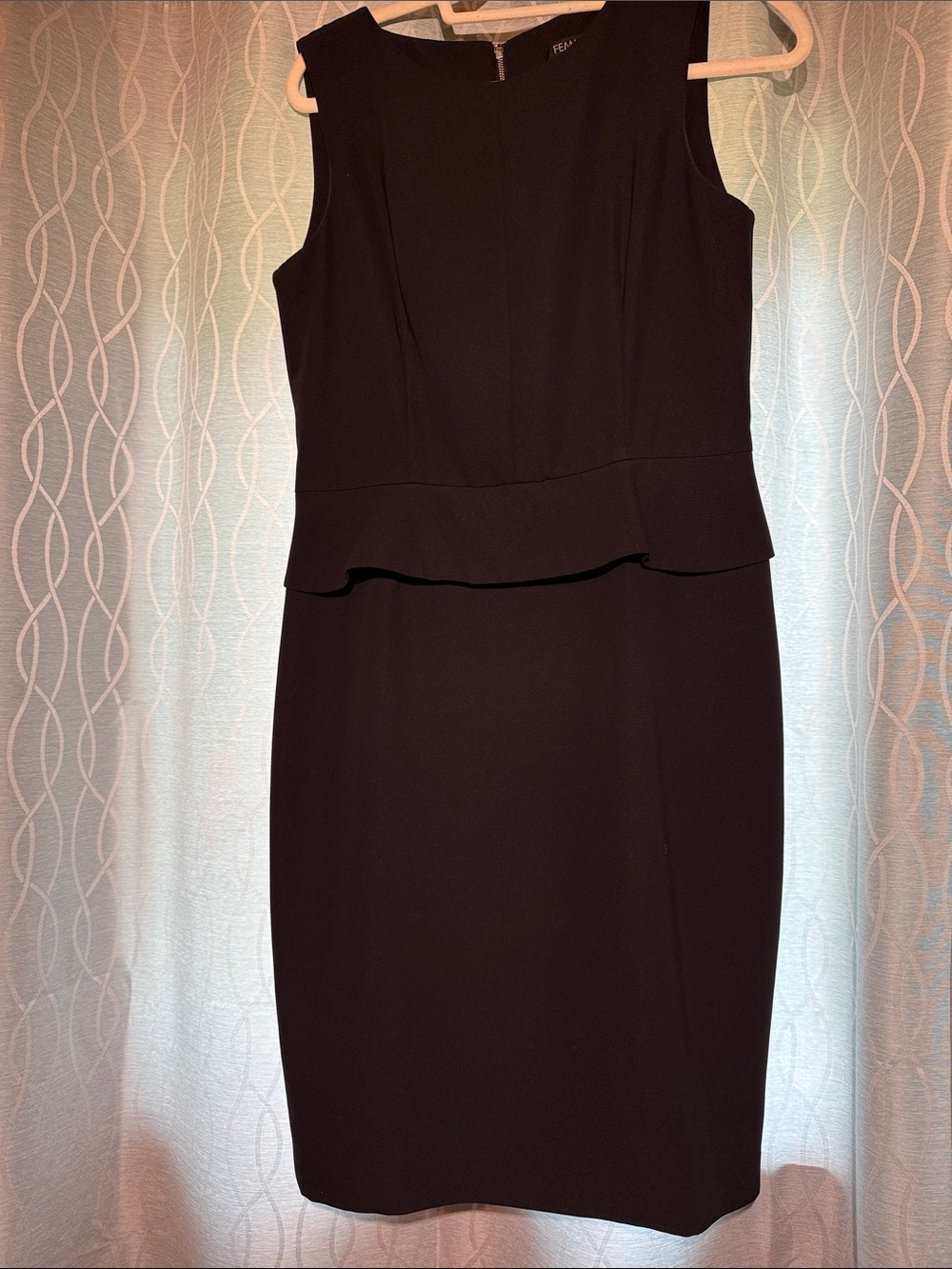 Size 38 Femme black dress